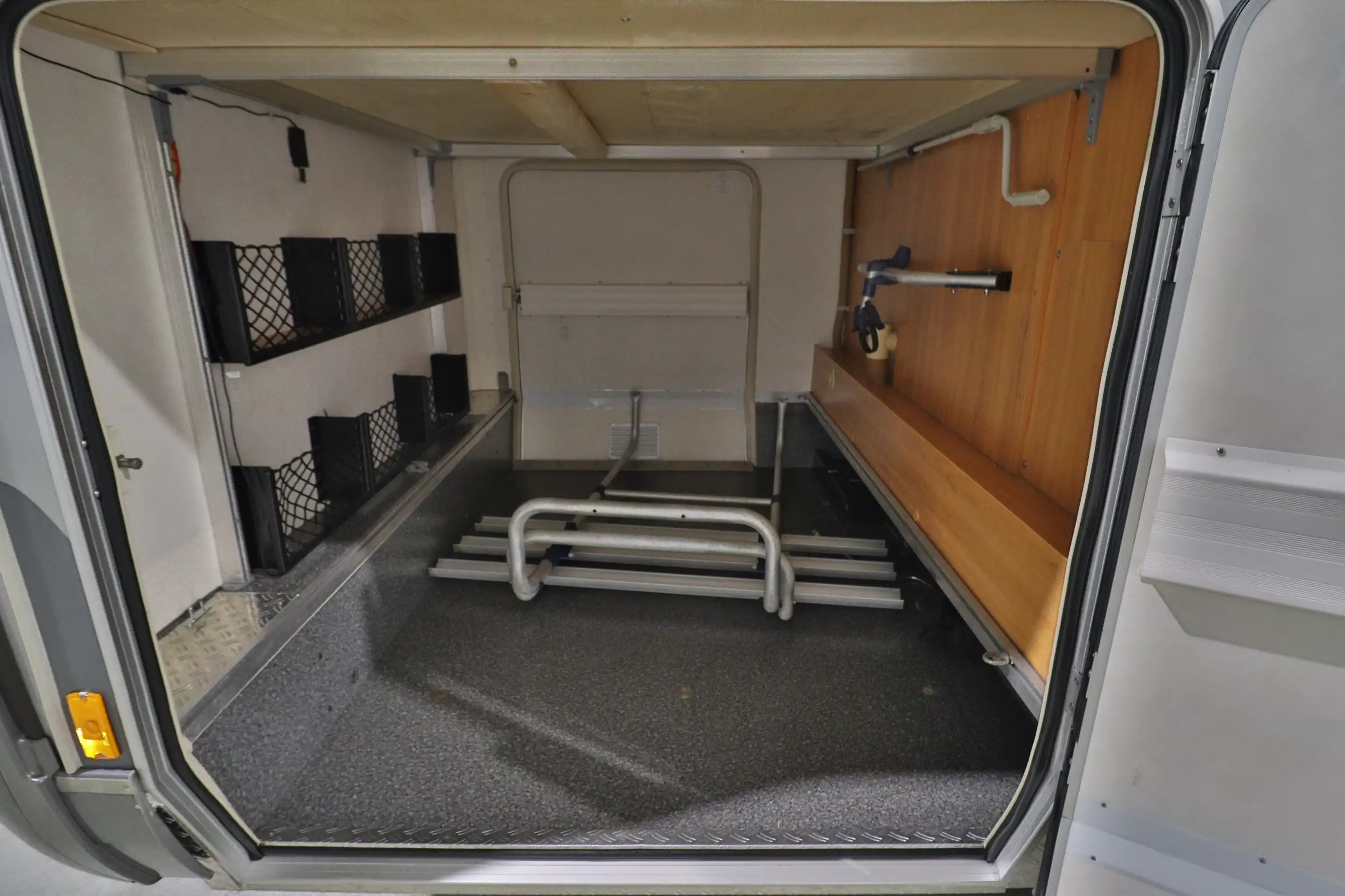 HYMER-ERIBA B 614  - Ansicht 5